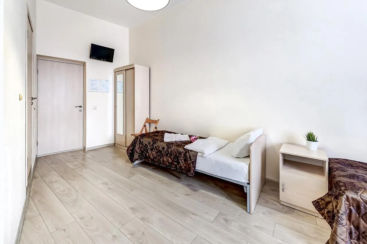 Hotel Democrat On Nevsky 95 San Pietroburgo